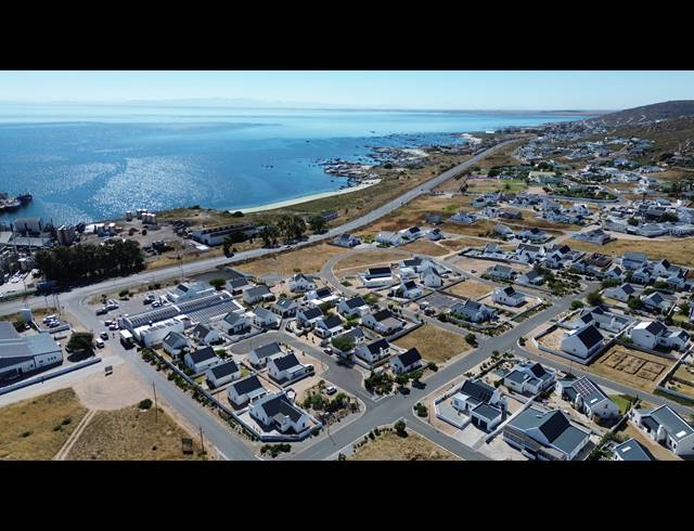 550M² VACANT LAND FOR SALE IN HARBOUR LIGHTS